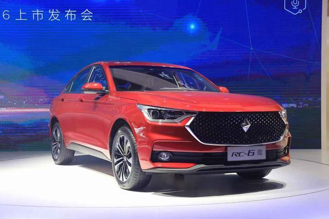 车长近5米 起售价8.48万元 新宝骏RC-6能成为中级车销量之王?